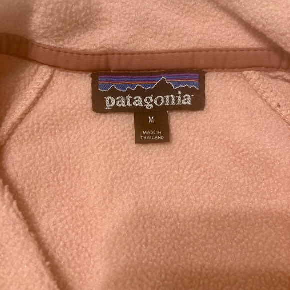 Patagonia women's fleece long sleeve with a short zipper on the front SZ - M - Picture 13 of 15